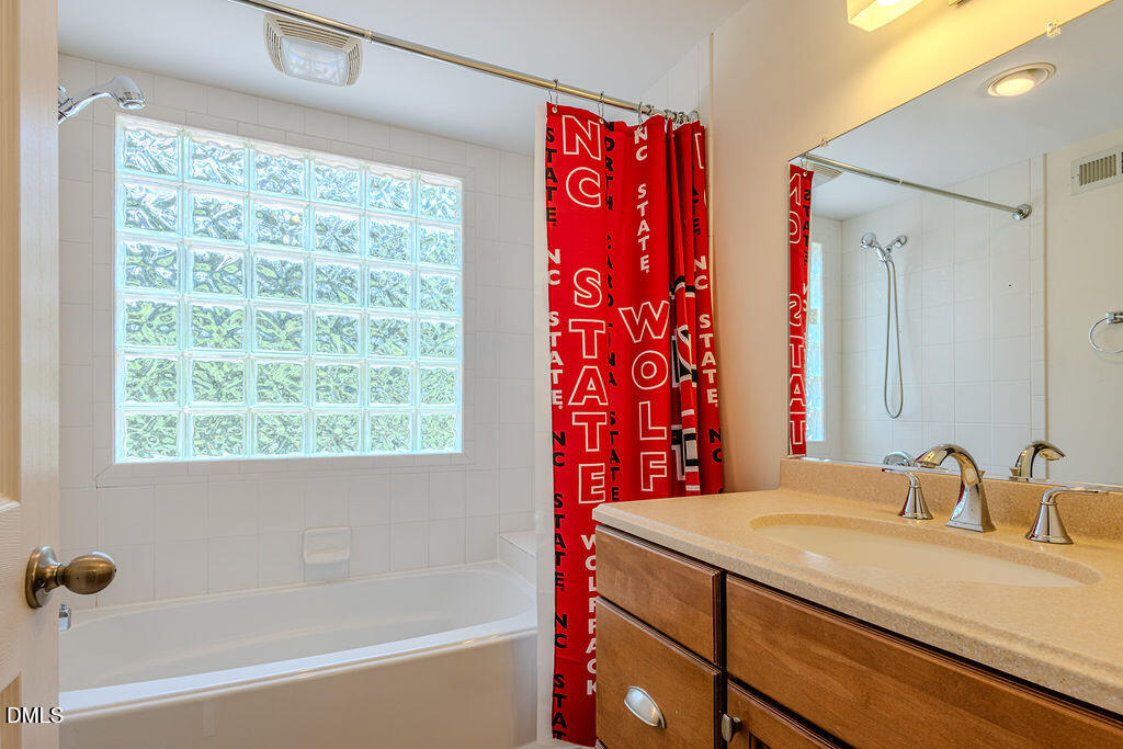 1806 Medfield Road Raleigh, NC 27607 - Photo 23 of 29