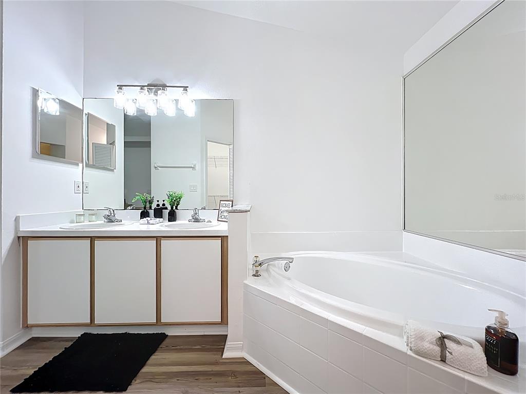 1715 Pointe Ridge Court Orlando, FL 32808 - Photo 38 of 51