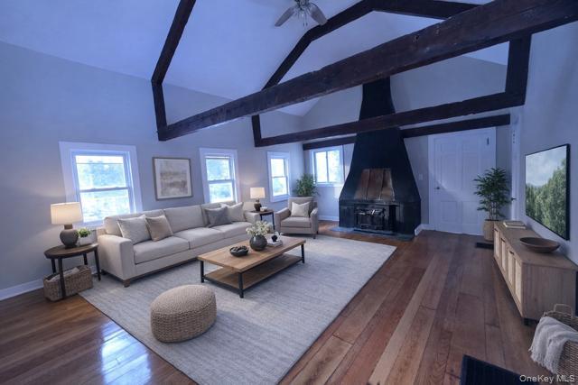 263 South Mountain Road New City, NY 10956 - Photo 2 of 13 staged for potential