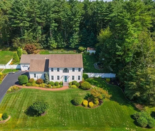 $1,150,000 | 53 Queens Circle, Raynham, MA 02767