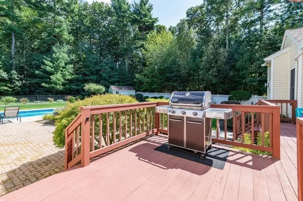 $1,150,000 | 53 Queens Circle, Raynham, MA 02767