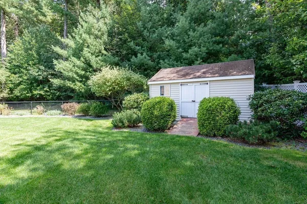 $1,150,000 | 53 Queens Circle, Raynham, MA 02767