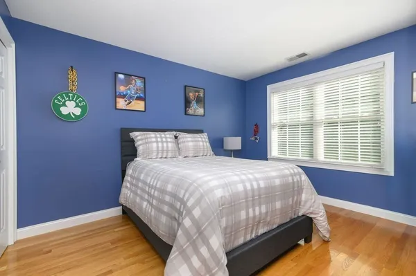 $1,150,000 | 53 Queens Circle, Raynham, MA 02767