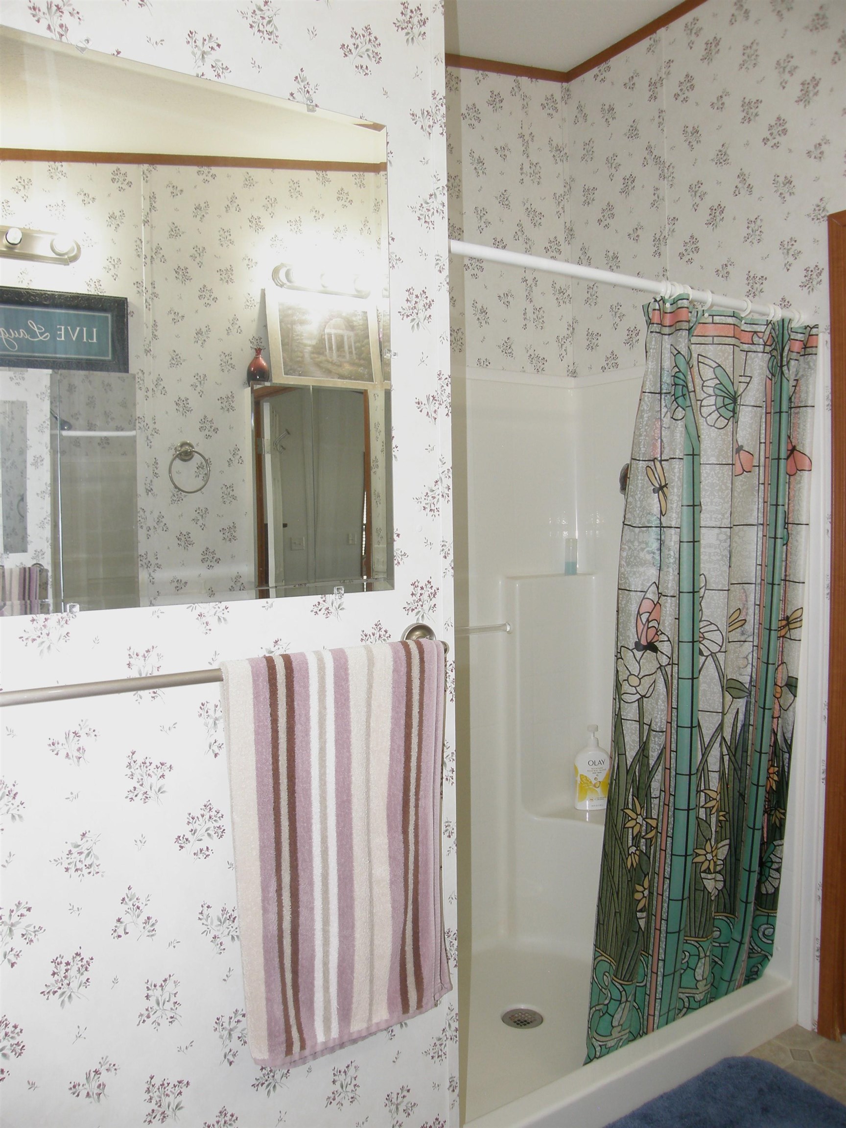 435 32 Road, Unit 262 Clifton, CO 81520 - Photo 31 of 42 a bathroom with a shower