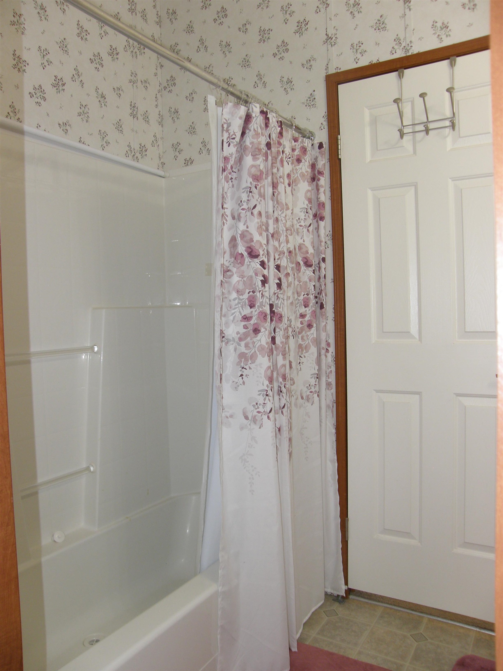 435 32 Road, Unit 262 Clifton, CO 81520 - Photo 36 of 42 a bathroom with a shower