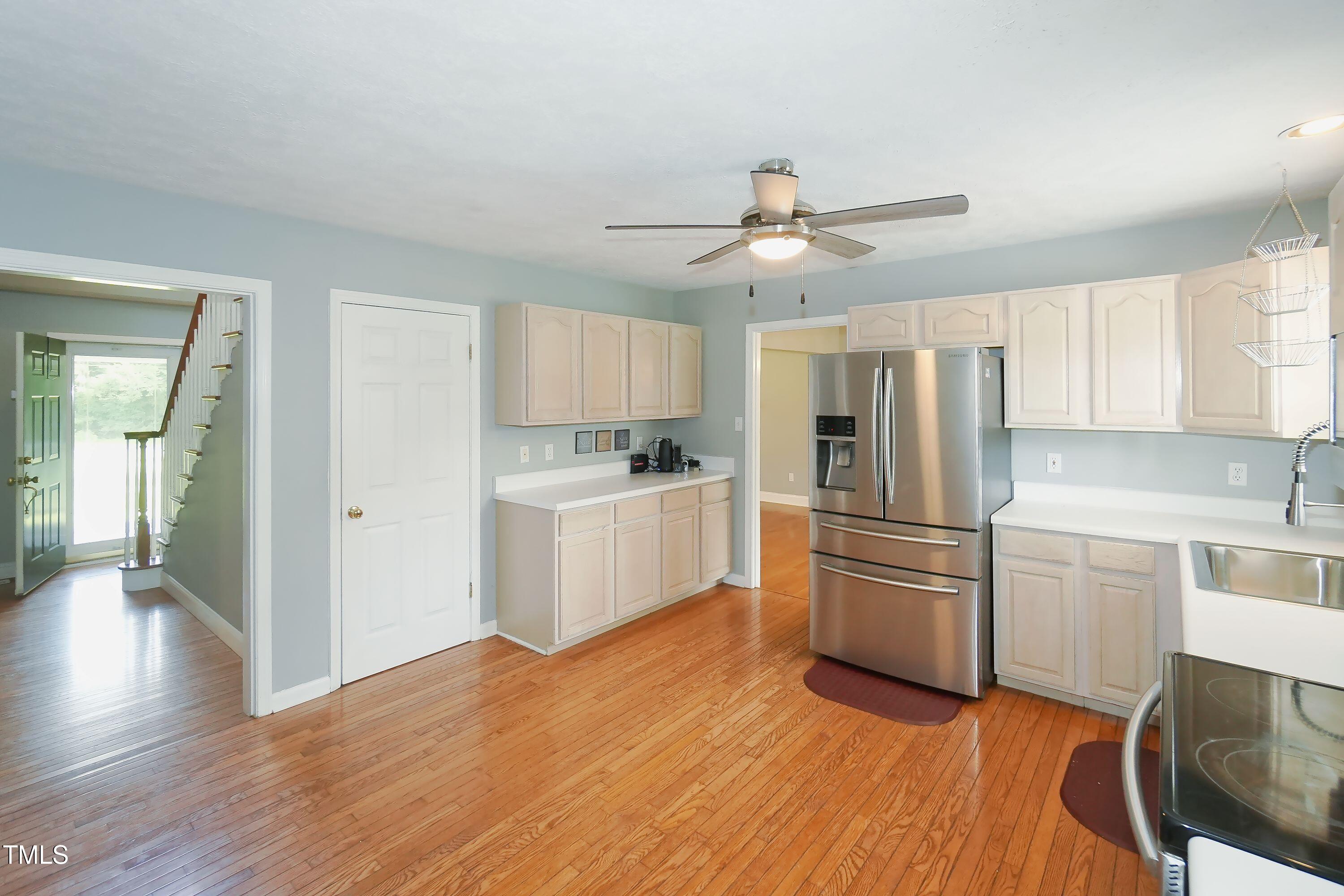 2315 Lansdale Road Hillsborough, NC 27278 - Photo 19 of 40 Kitchen