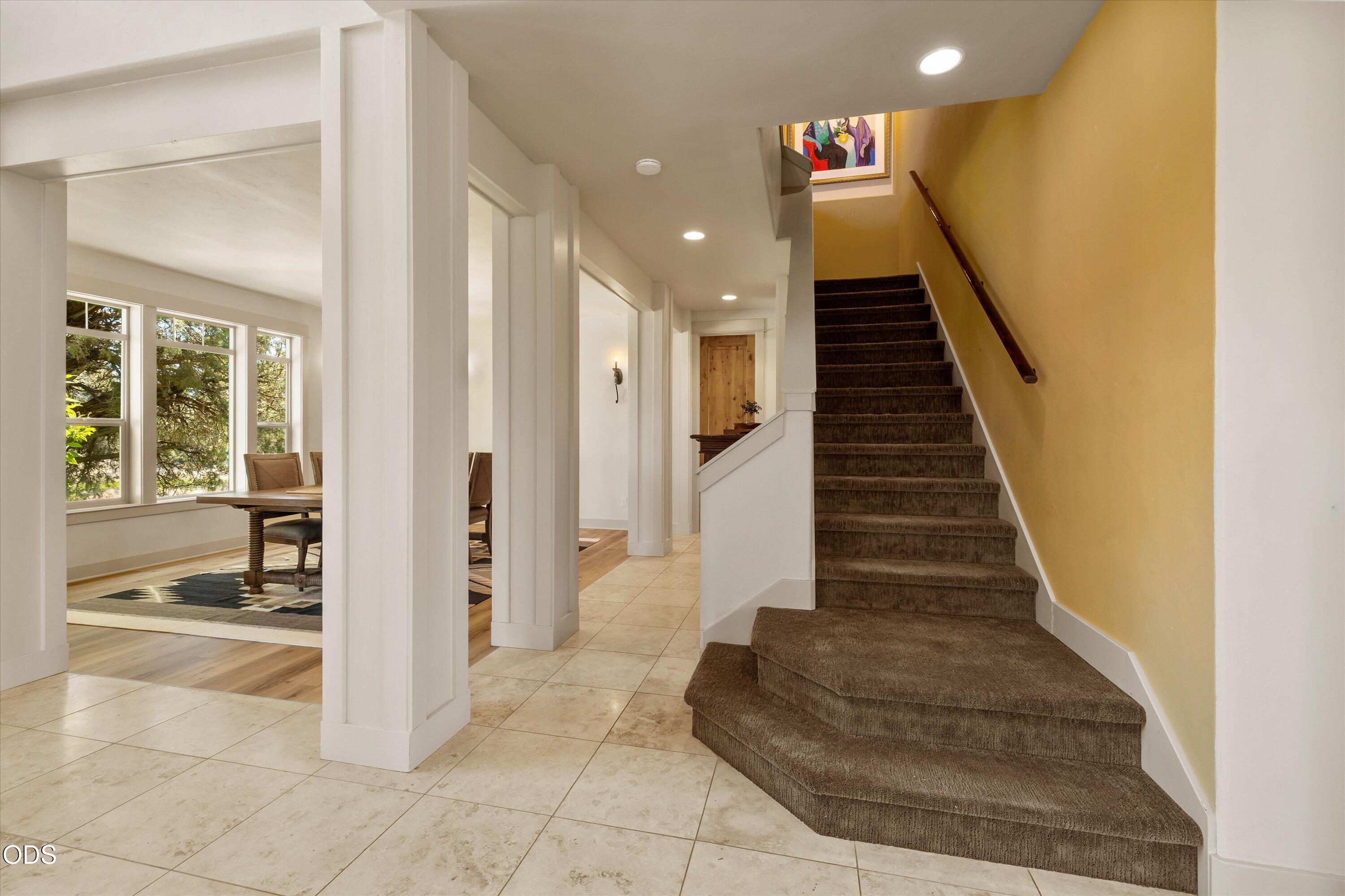 24442 Dodds Road Bend, OR 97701 - Photo 30 of 78 Gallery Image 30