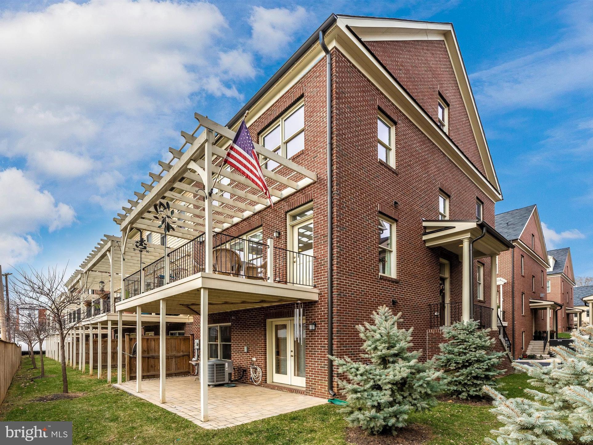 43 Maxwell Square Frederick, MD 21701 - Photo 1 of 34 Modern living in Historic Downtown Frederick
