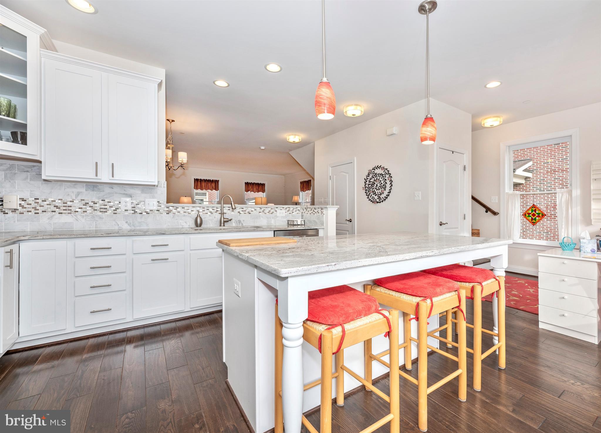 43 Maxwell Square Frederick, MD 21701 - Photo 13 of 34 Lots of space to cook and entertain.