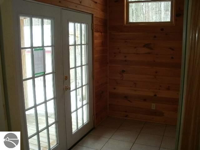 5965 Pratt Road Lake Ann, MI 49650 - Photo 3 of 18 1733245-2.JPG