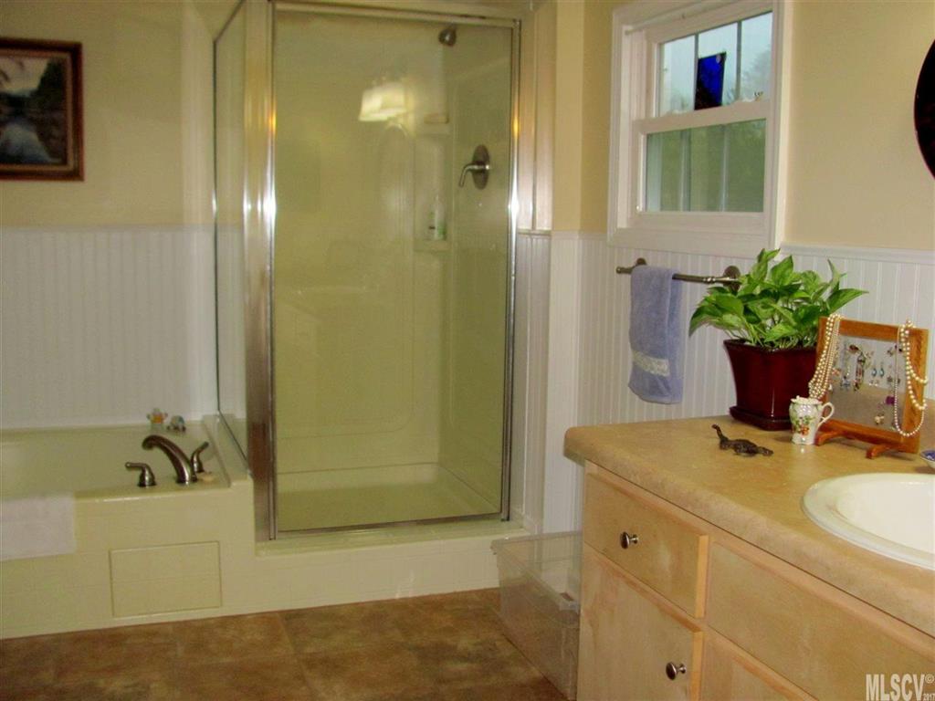 2694 Willow Tree Church Road Morganton, NC 28655 - Photo 4 of 22 Gallery Image 4