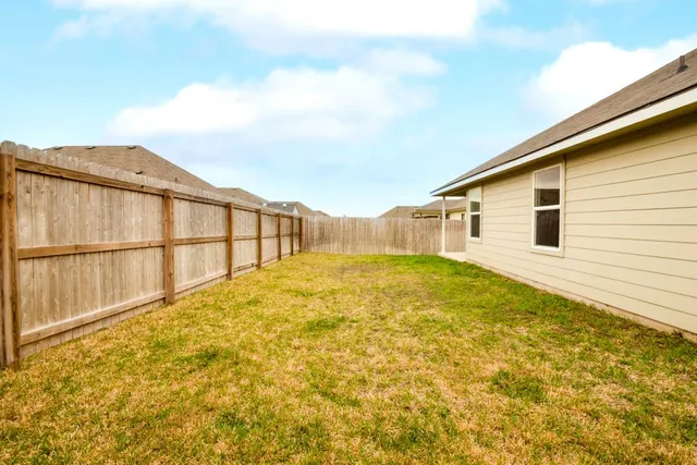 $290,000 | 1022 Fannin Street, Brenham, TX 77833