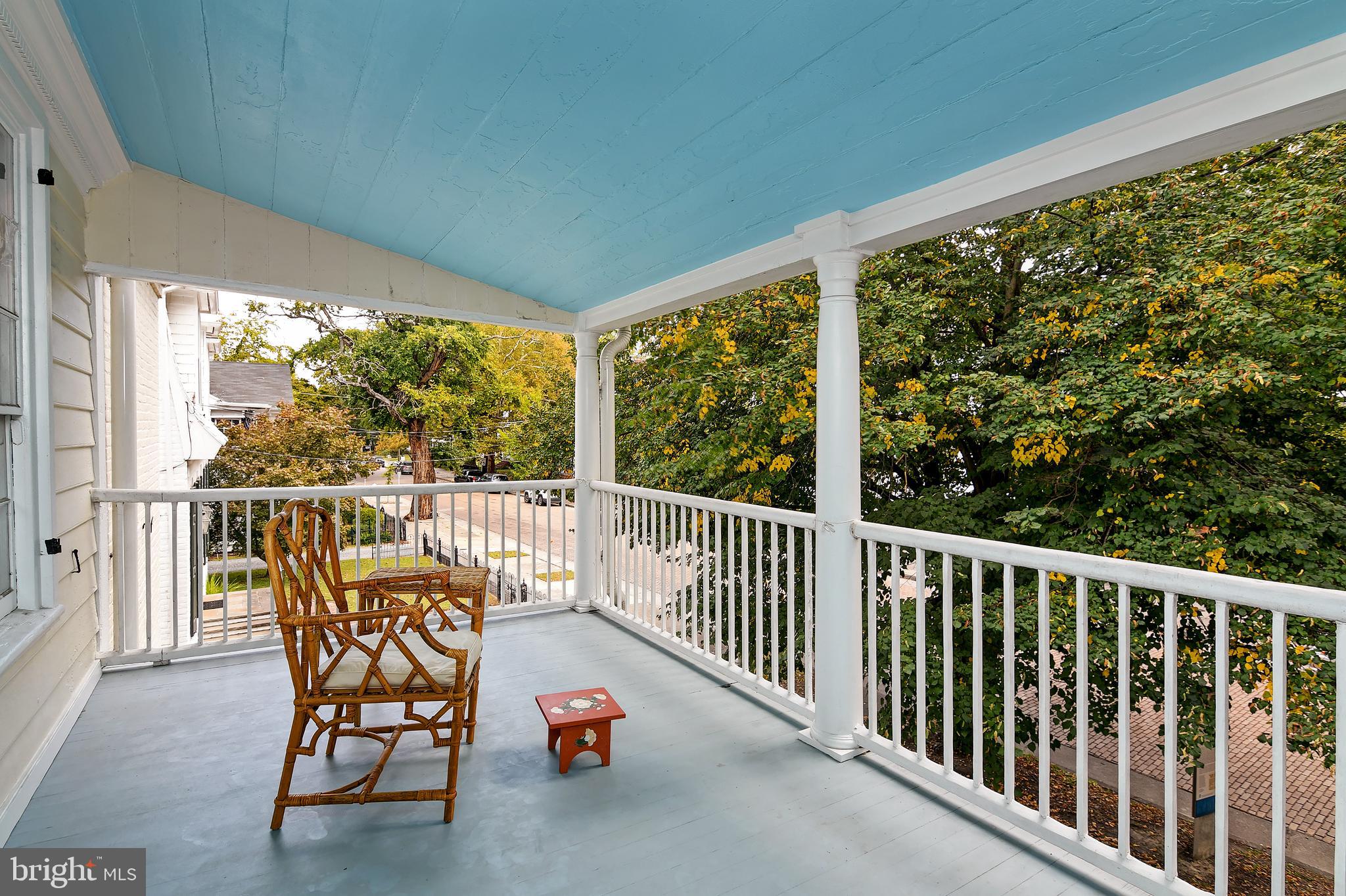 207 High Street Cambridge, MD 21613 - Photo 35 of 44 Fabulous Porch