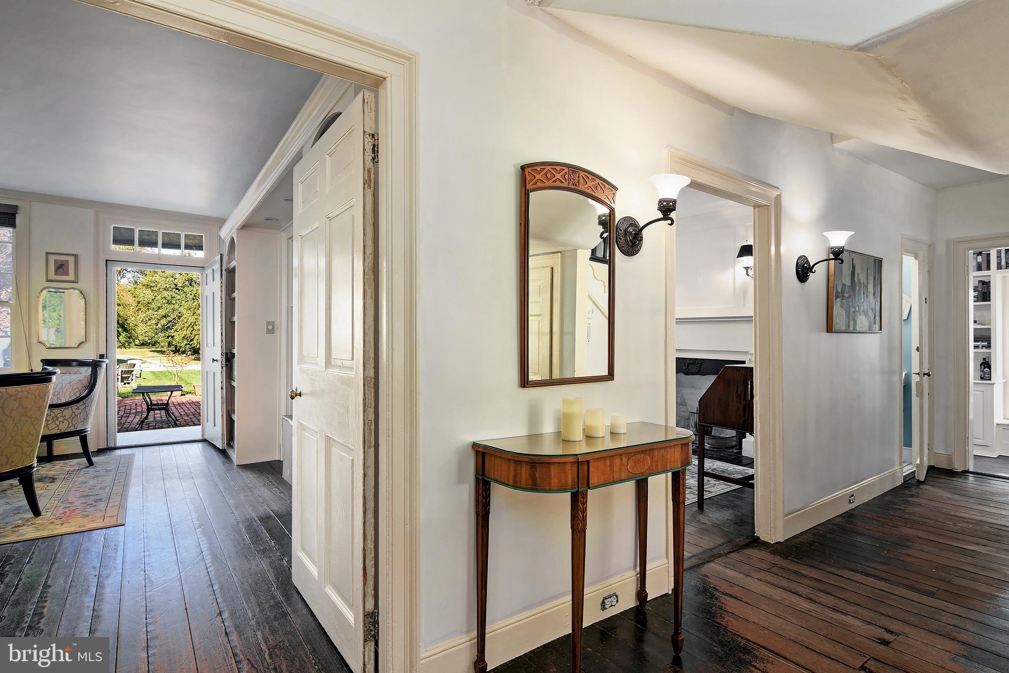 207 High Street Cambridge, MD 21613 - Photo 10 of 44 Foyer Looking towards Back Gardens