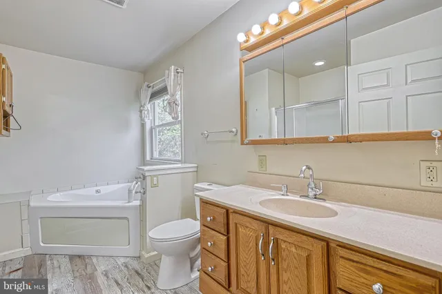 $454,999 | 305 West Shady Lane, Enola, PA 17025