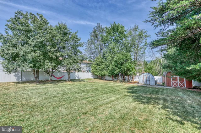 $454,999 | 305 West Shady Lane, Enola, PA 17025