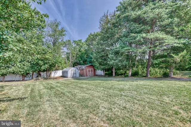 $454,999 | 305 West Shady Lane, Enola, PA 17025