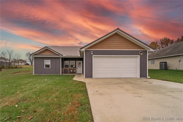 $290,000 | 7014 Carmel Drive, Fulton, MO 65251