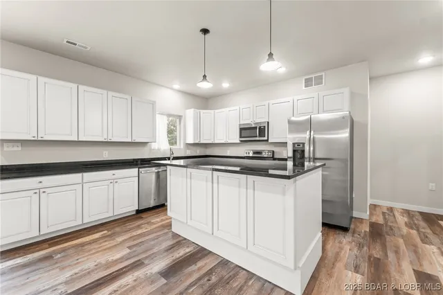 $290,000 | 7014 Carmel Drive, Fulton, MO 65251