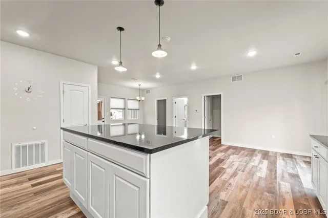 $290,000 | 7014 Carmel Drive, Fulton, MO 65251