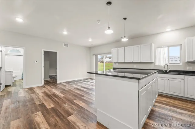 $290,000 | 7014 Carmel Drive, Fulton, MO 65251