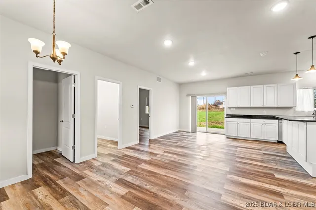 $290,000 | 7014 Carmel Drive, Fulton, MO 65251