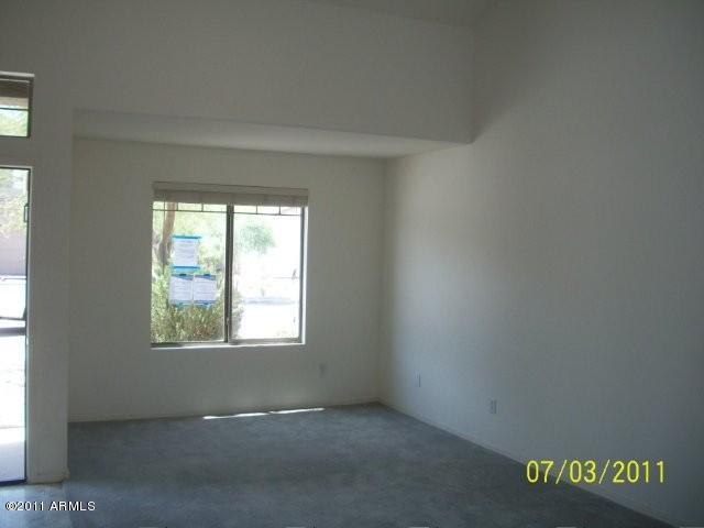 3128 West Pecan Road Phoenix, AZ 85041 - Photo 4 of 9 living