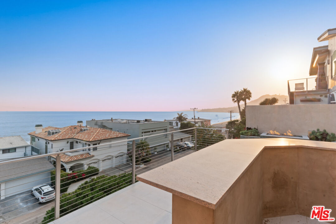 25411 Malibu Road Malibu, CA 90265 - Photo 19 of 51