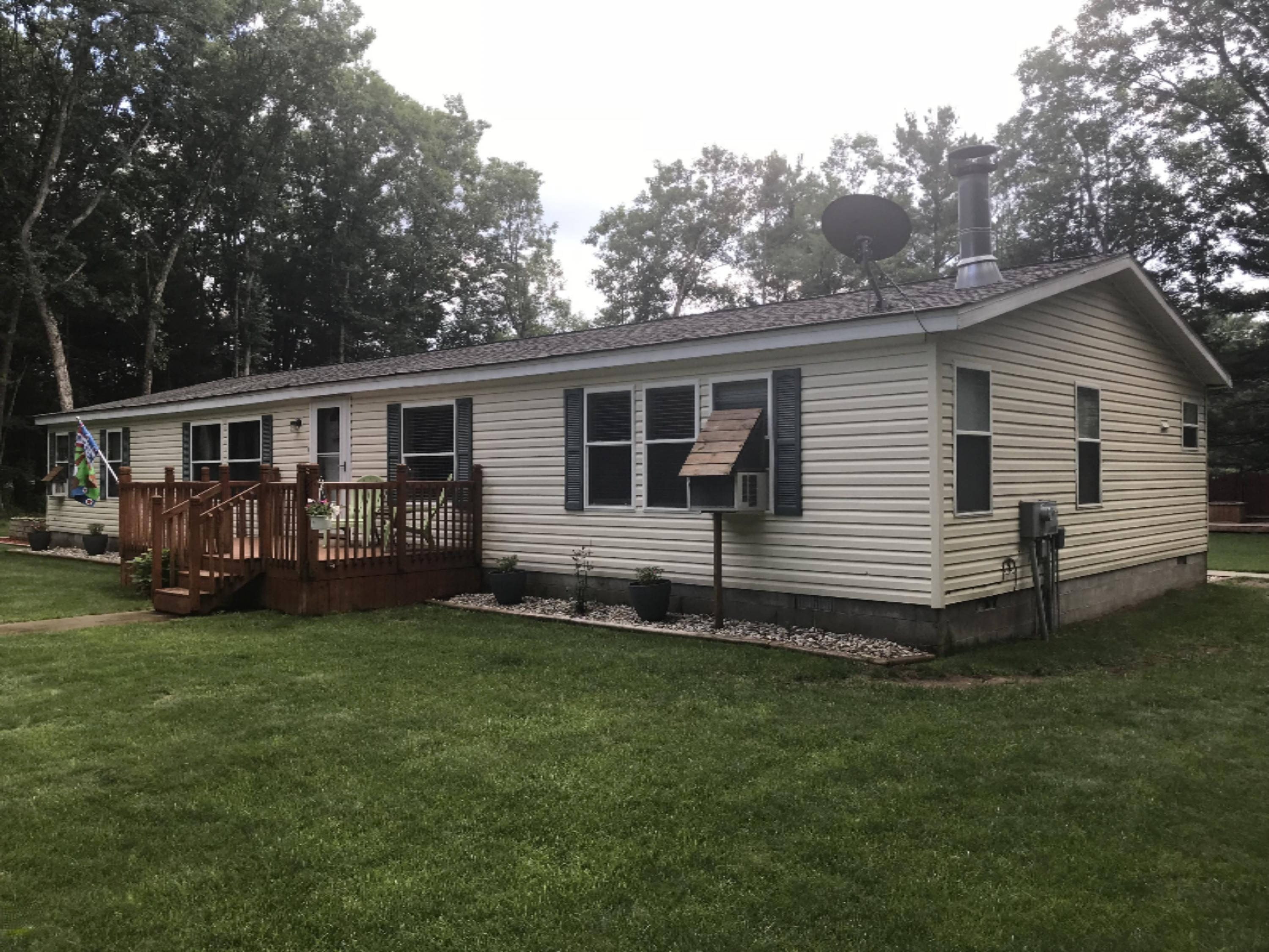 4831 MacArthur Road Muskegon, MI 49442 - Photo 2 of 23 front view 2 mac