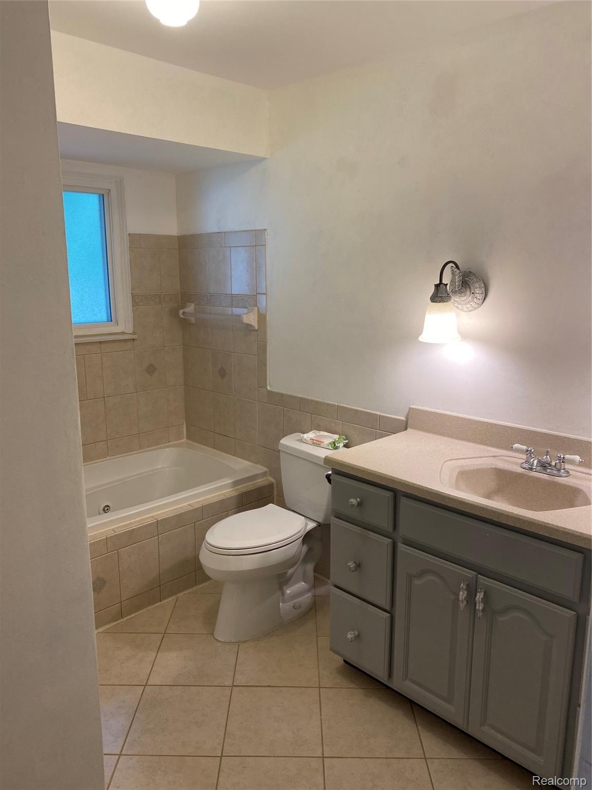 210 Michael Road Lapeer, MI 48446 - Photo 35 of 35 DE2121B9-97BB-47CB-BEA6-2EFF42179C23.jpeg