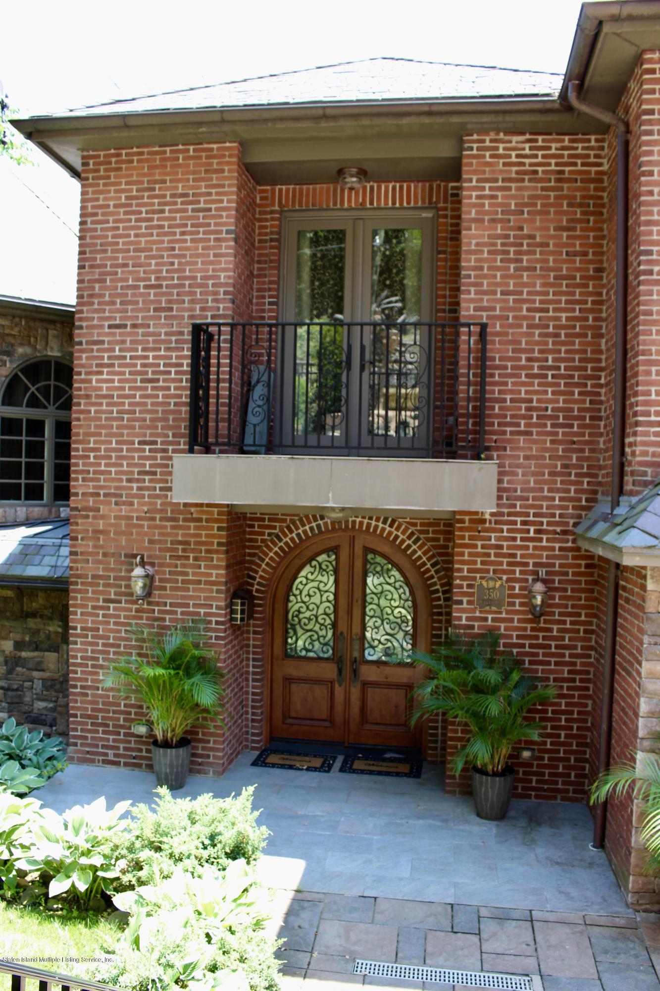 350 Douglas Road Staten Island, NY 10304 - Photo 10 of 121 fullsizeoutput_463f