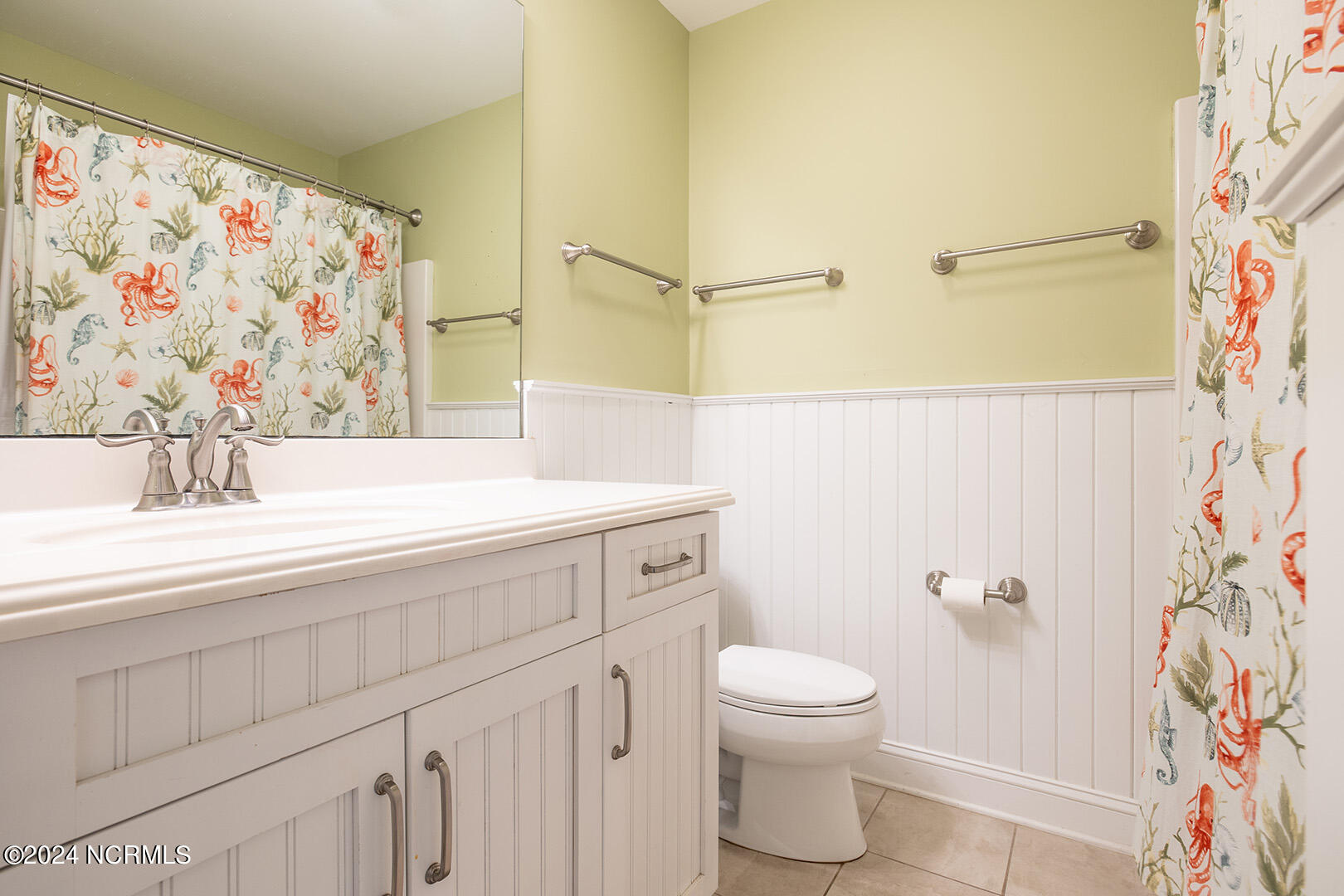 175 Atlantic Boulevard Atlantic Beach, NC 28512 - Photo 37 of 61 Guest Bath