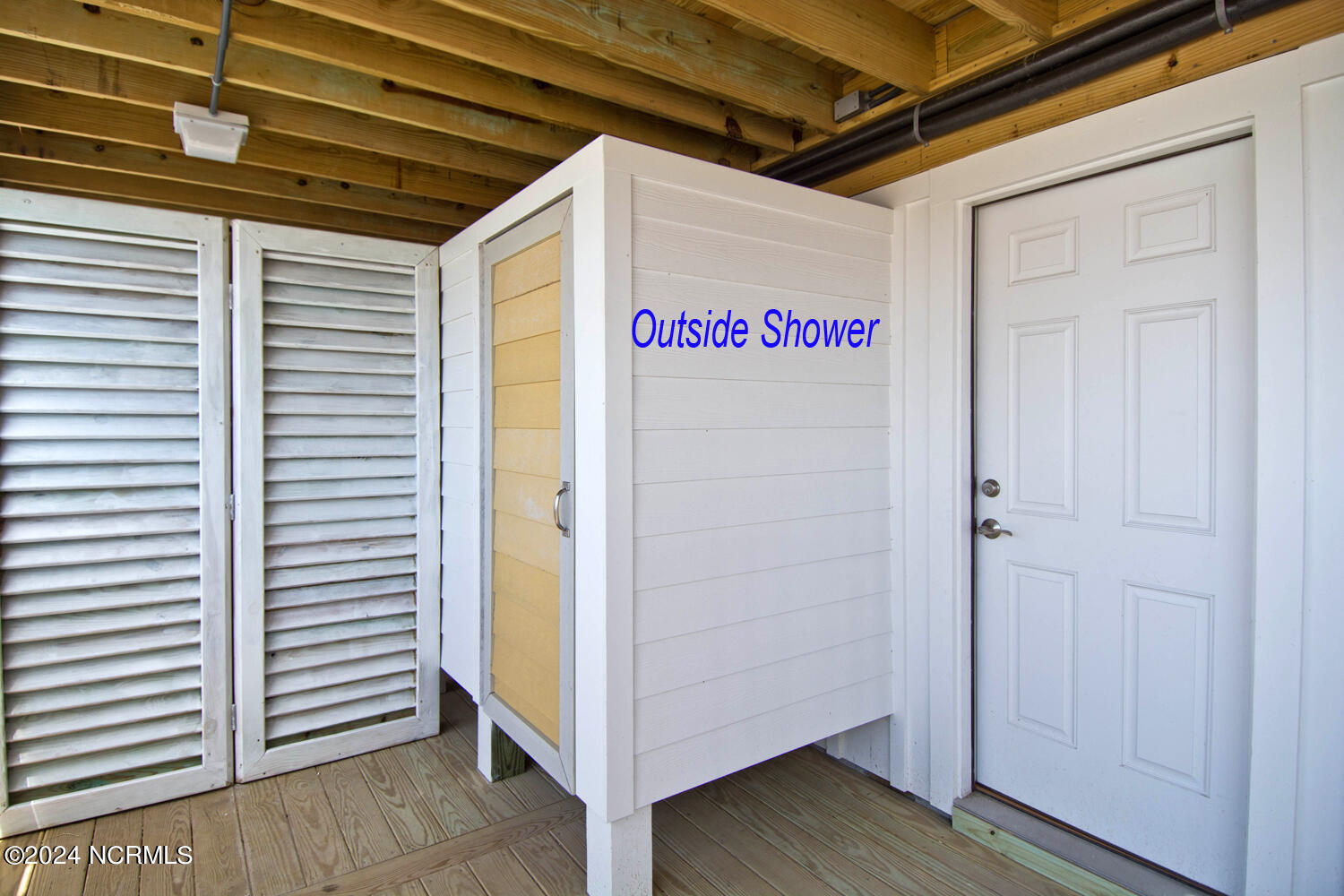 175 Atlantic Boulevard Atlantic Beach, NC 28512 - Photo 45 of 61 OutsideShower