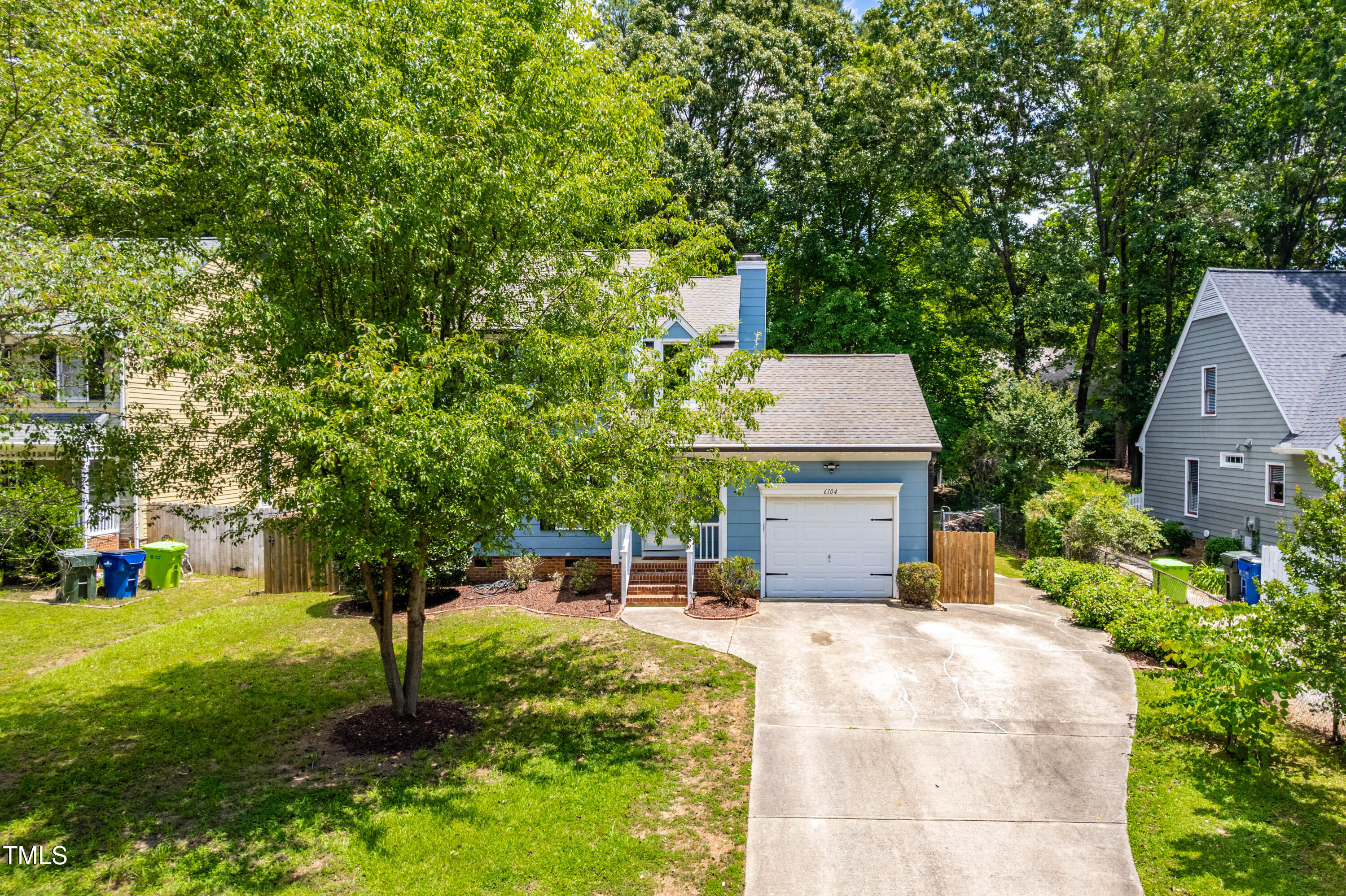 6104 New Market Way Raleigh, NC 27609 - Photo 36 of 38 dji_fly_20250523_123232_79_1748024247754