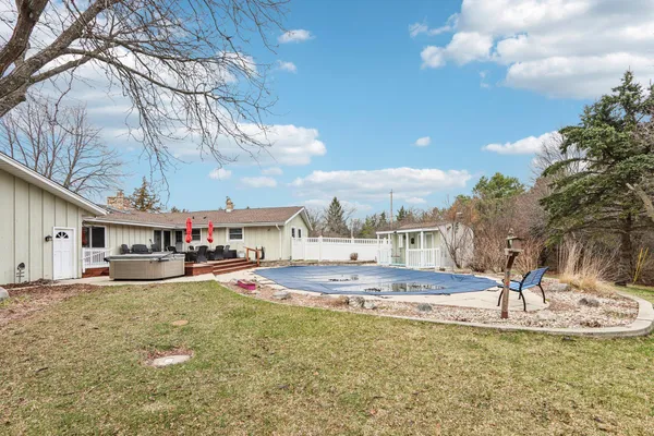 $675,000 | W338-s4370 Drumlin Drive, Dousman, WI 53118