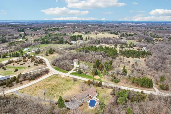 $675,000 | W338-s4370 Drumlin Drive, Dousman, WI 53118