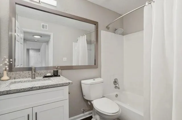 $1,032 | 7600 Roswell Road, Unit 12105, Sandy Springs, GA 30350