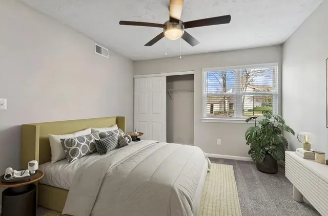 $1,032 | 7600 Roswell Road, Unit 12105, Sandy Springs, GA 30350