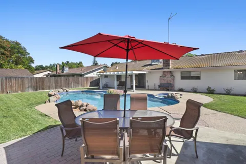$585,000 | 8951 Lansdowne Court, Elk Grove, CA 95624