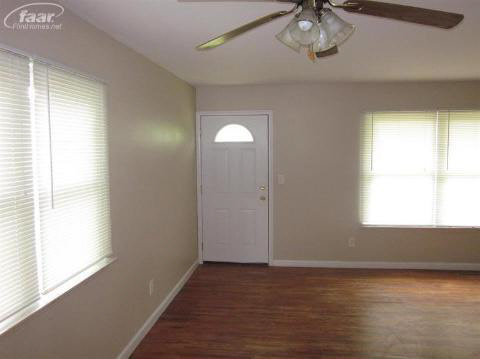 11360 Corunna Road Lennon, MI 48449 - Photo 5 of 15 20145153-4.JPG
