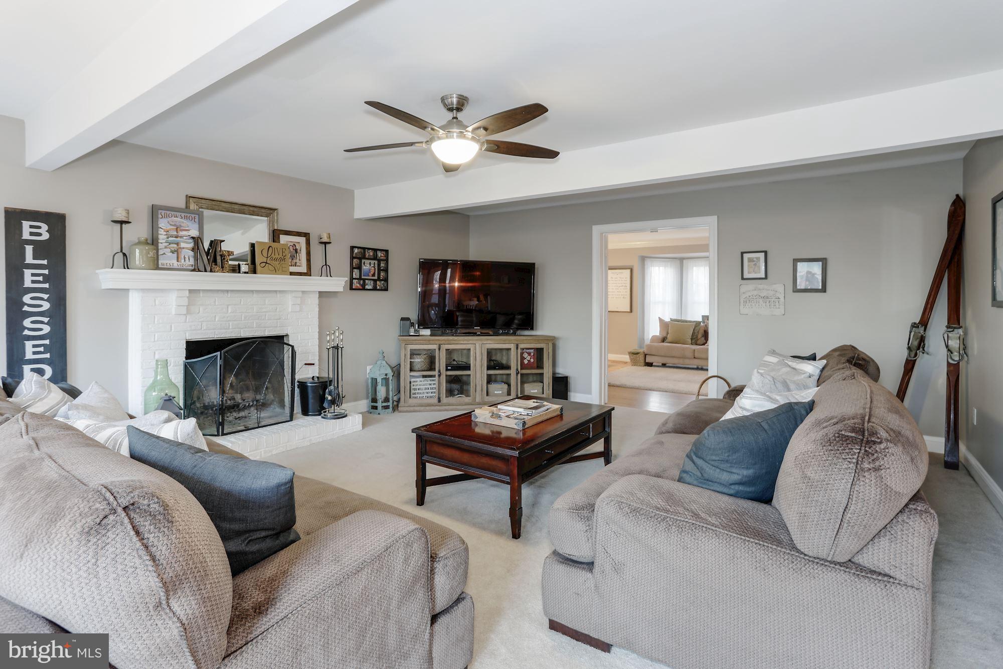 7163 Baldwin Ridge Road Warrenton, VA 20187 - Photo 12 of 35 Spacious Family Room w/Fireplace