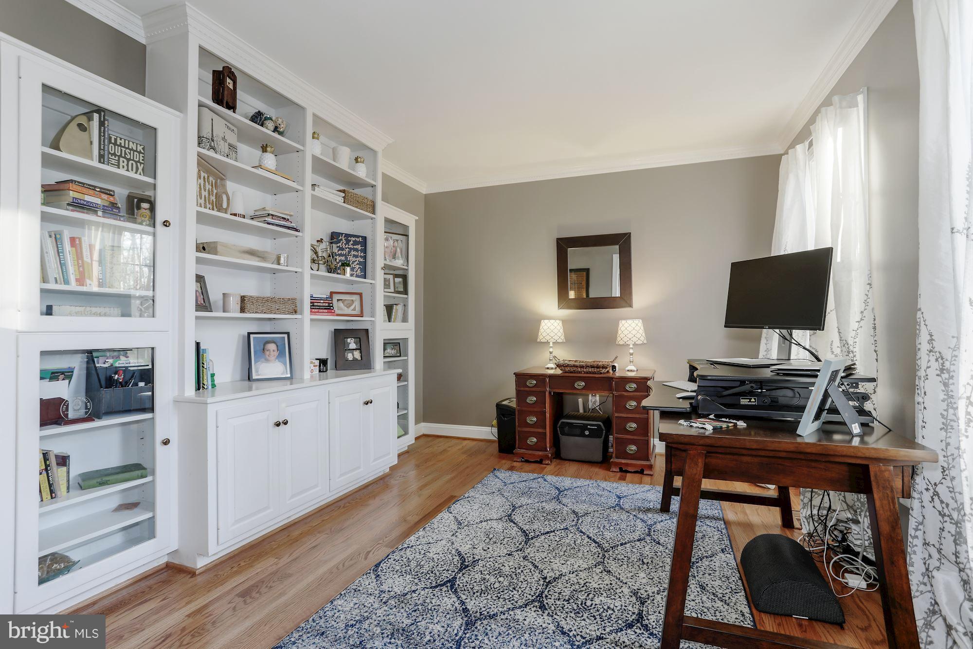 7163 Baldwin Ridge Road Warrenton, VA 20187 - Photo 16 of 35 Library/Study/Office with Built In Book cases