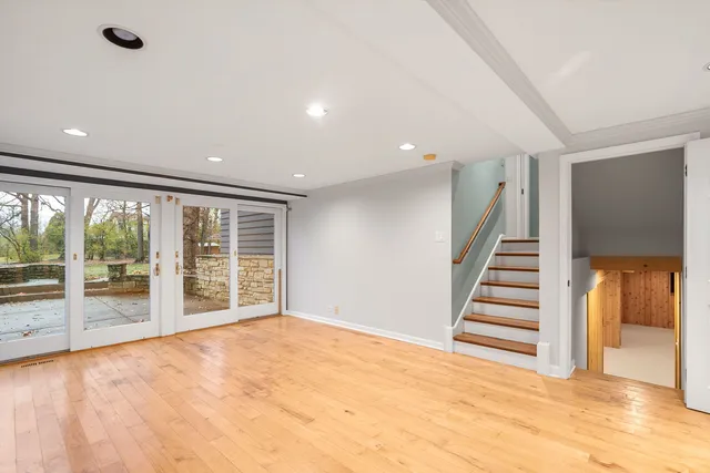 $839,000 | 1292 Oak Trail Drive, Libertyville, IL 60048