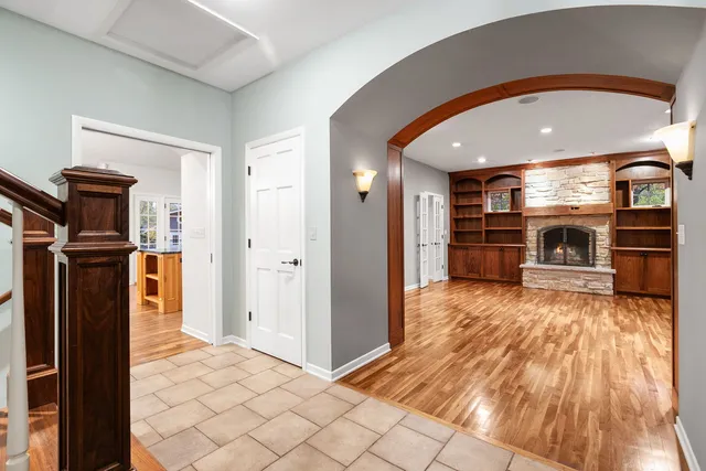 $839,000 | 1292 Oak Trail Drive, Libertyville, IL 60048