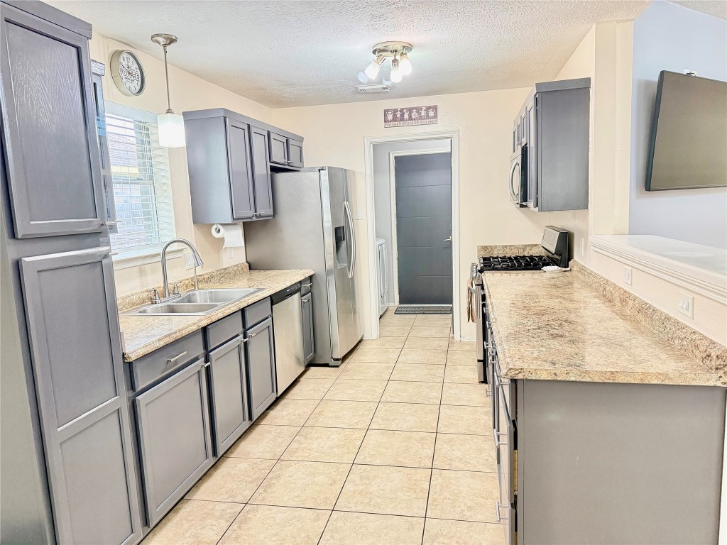 3719 Nutwood Lane Spring, TX 77389 - Photo 16 of 33