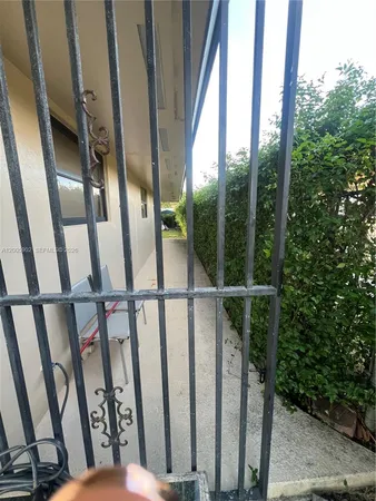 $1,200 | 9945 Southwest 164th Terrace, Unit 1, Miami, FL 33157