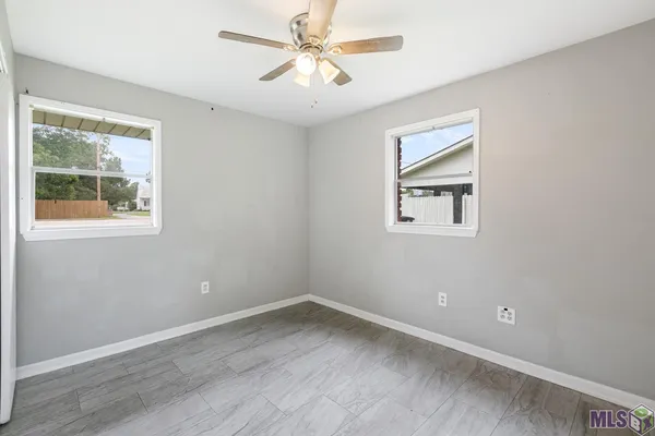 $169,900 | 10344 Old Hammond Highway, Baton Rouge, LA 70816