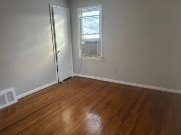 $139,900 | 1723 Goddard Road, Lincoln Park, MI 48146