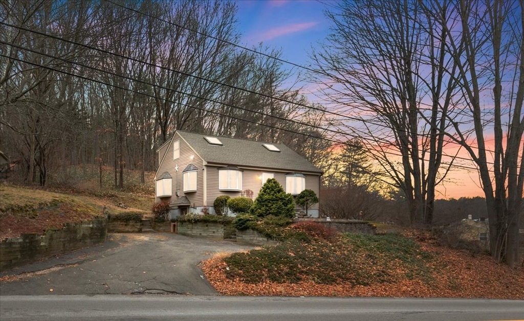 28 Whittier Road Haverhill, MA 01830 - Photo 1 of 38 Gallery Image 1