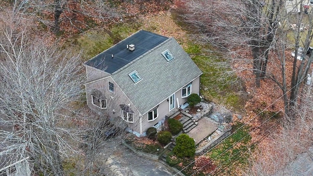 28 Whittier Road Haverhill, MA 01830 - Photo 7 of 38 Gallery Image 7